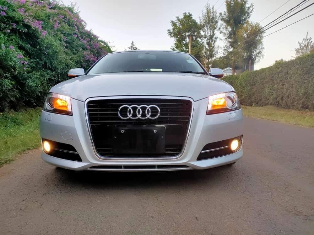 Toyota Corolla - Image 2