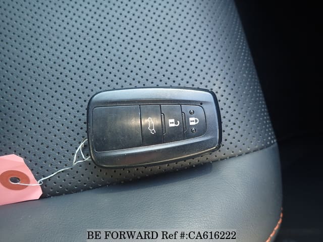 Toyota RAV4 - Image 9