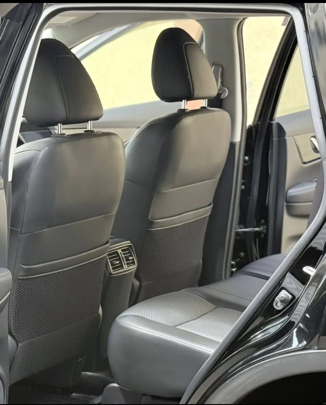 Toyota Corolla - Image 2